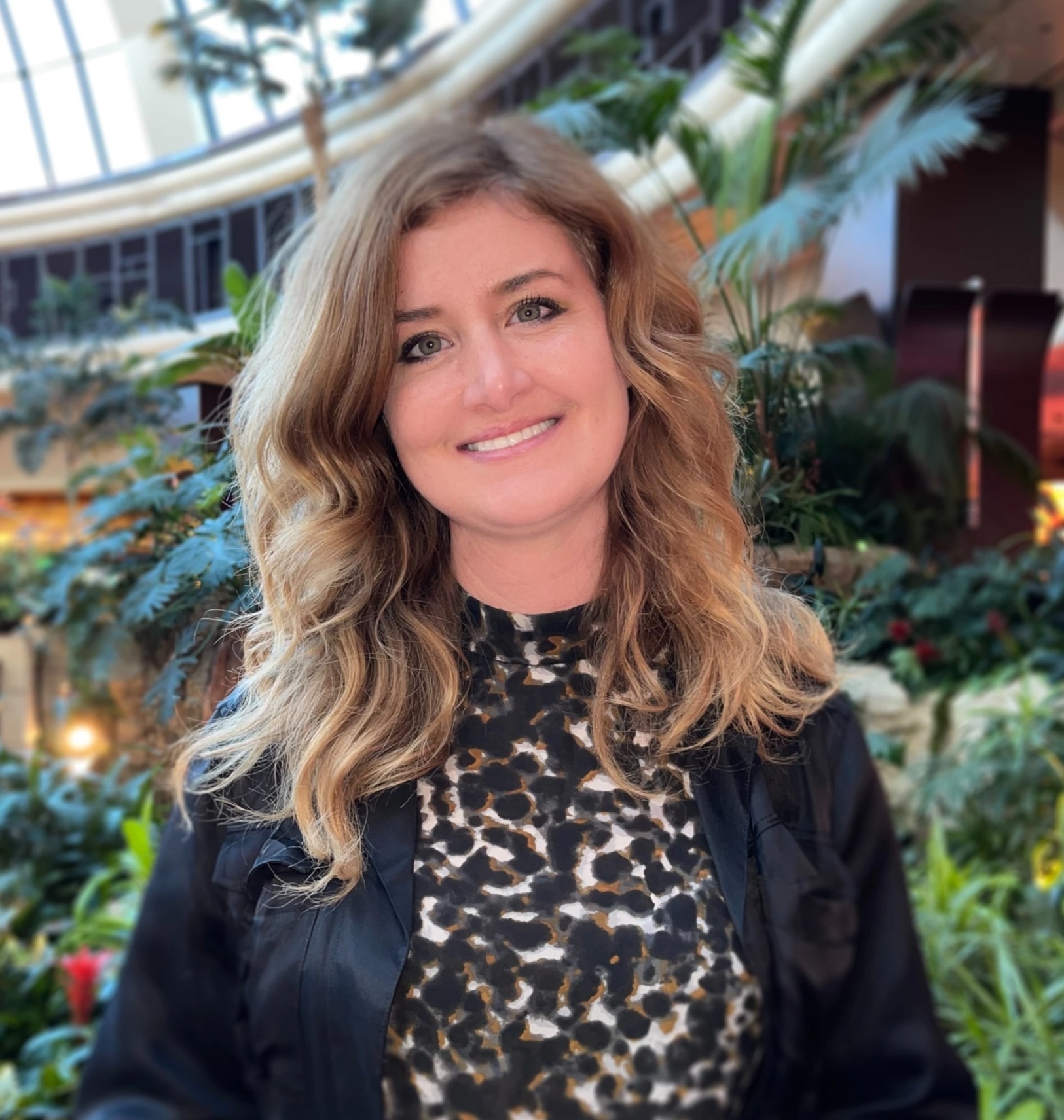 KarriHeadshotVegas_copy